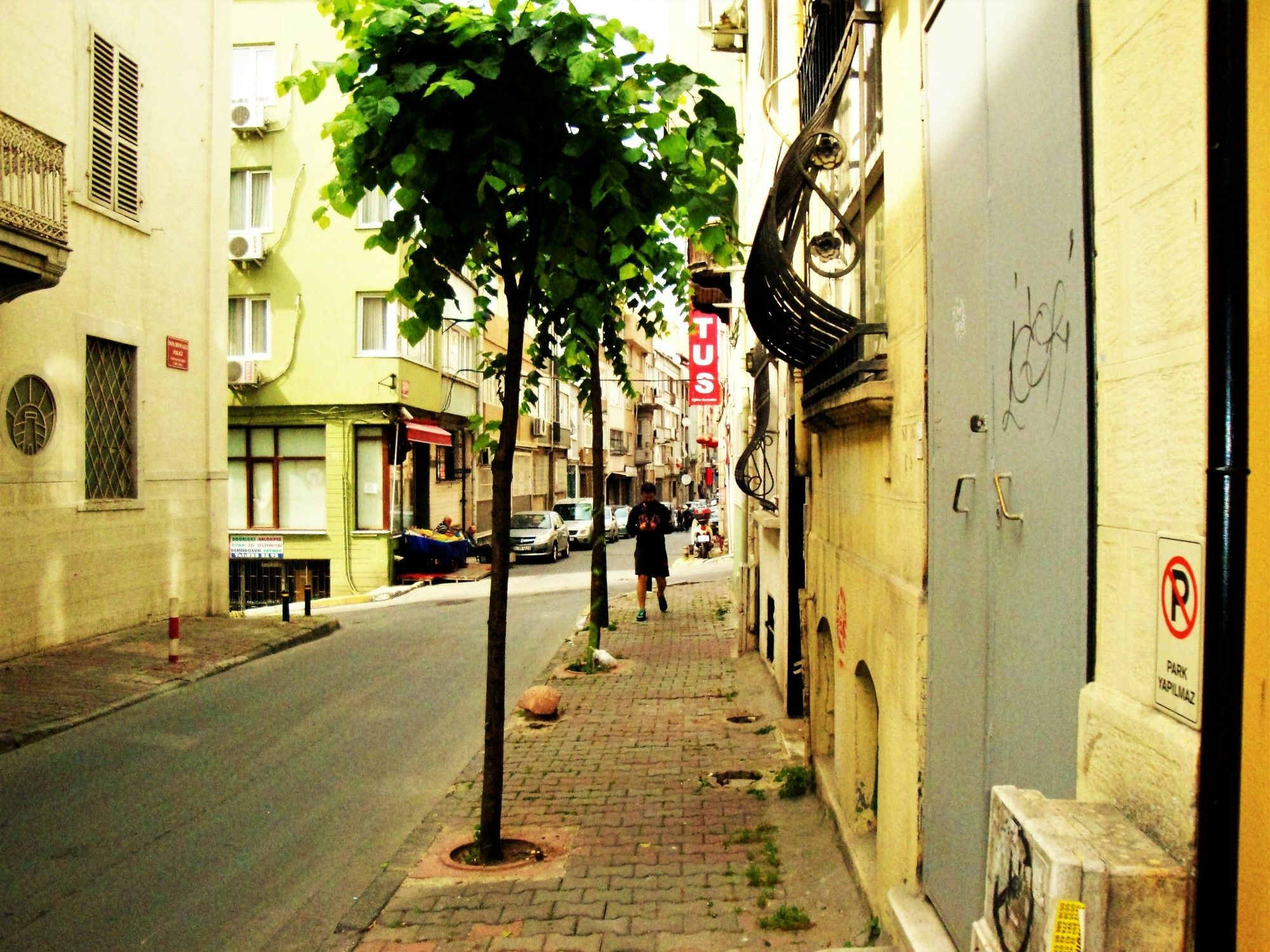 Carme 2 Aparthotel Istanbul Exterior photo